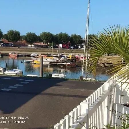 Daire Joli T2 Dans Petite Avec Vue Port La Teste-de-Buch